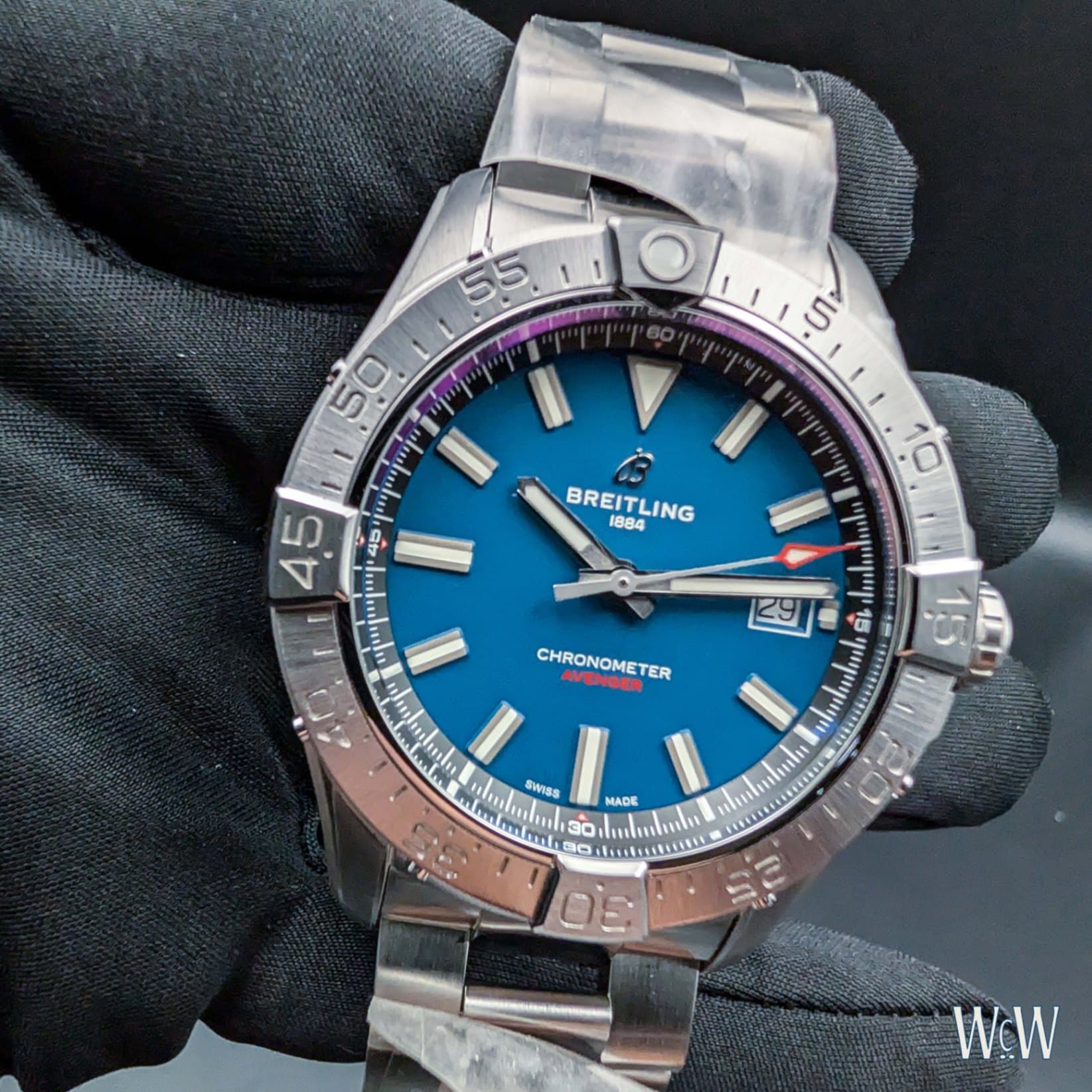 Breitling Avenger 42