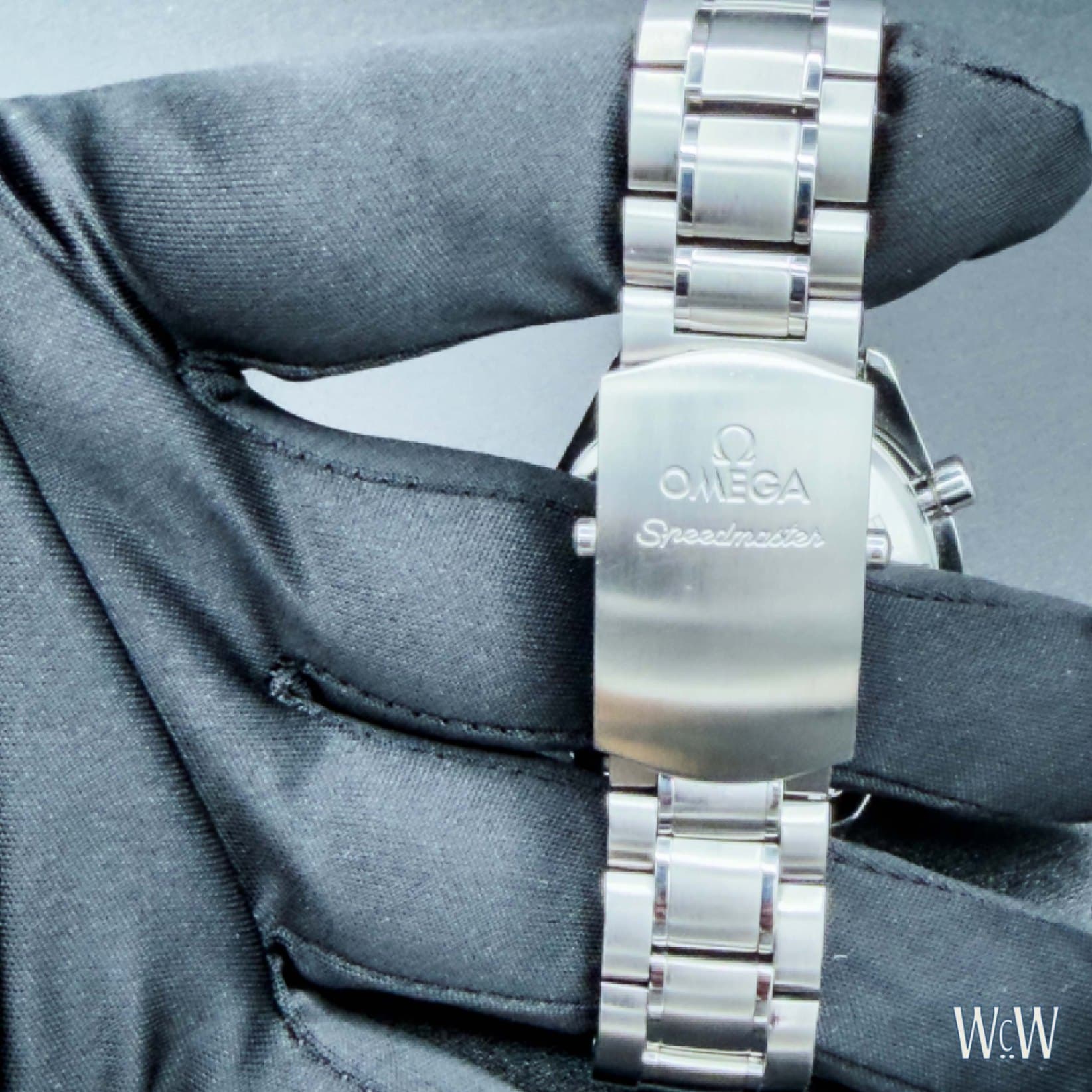 Omega Speedmaster Moonwatch