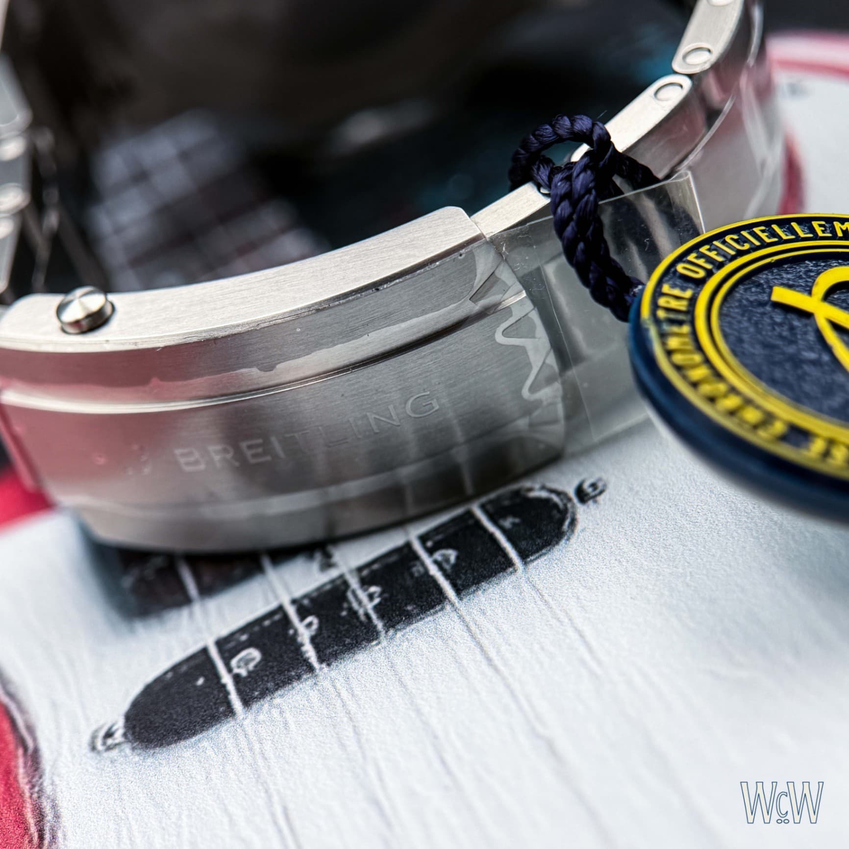 Breitling Avenger Automatic GMT 44