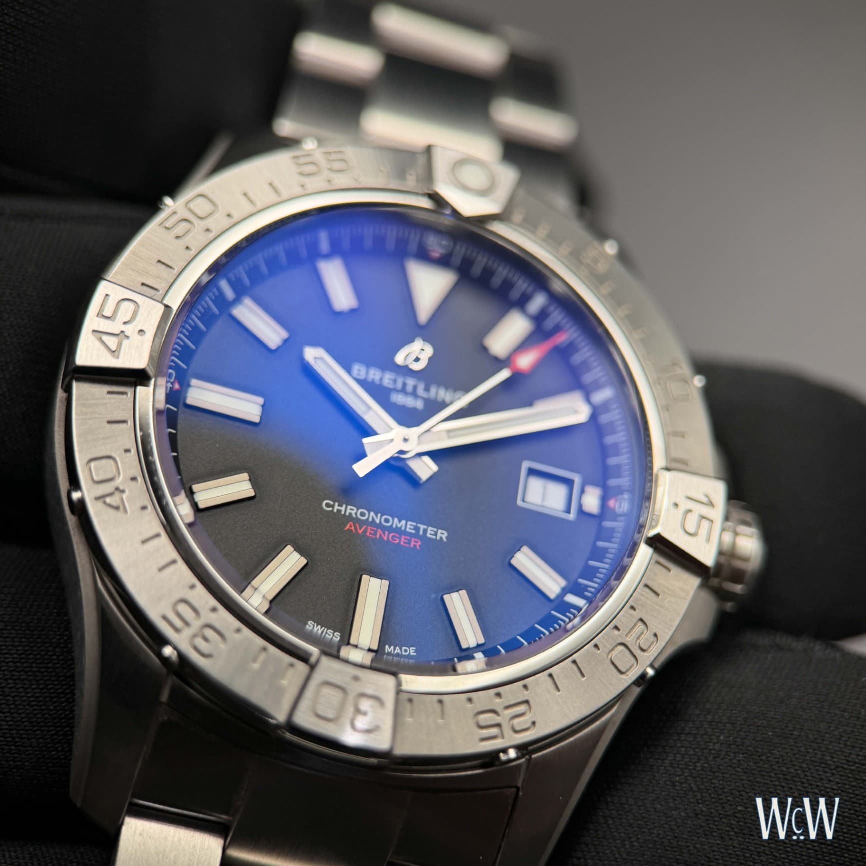 Breitling Avenger Automatic 42
