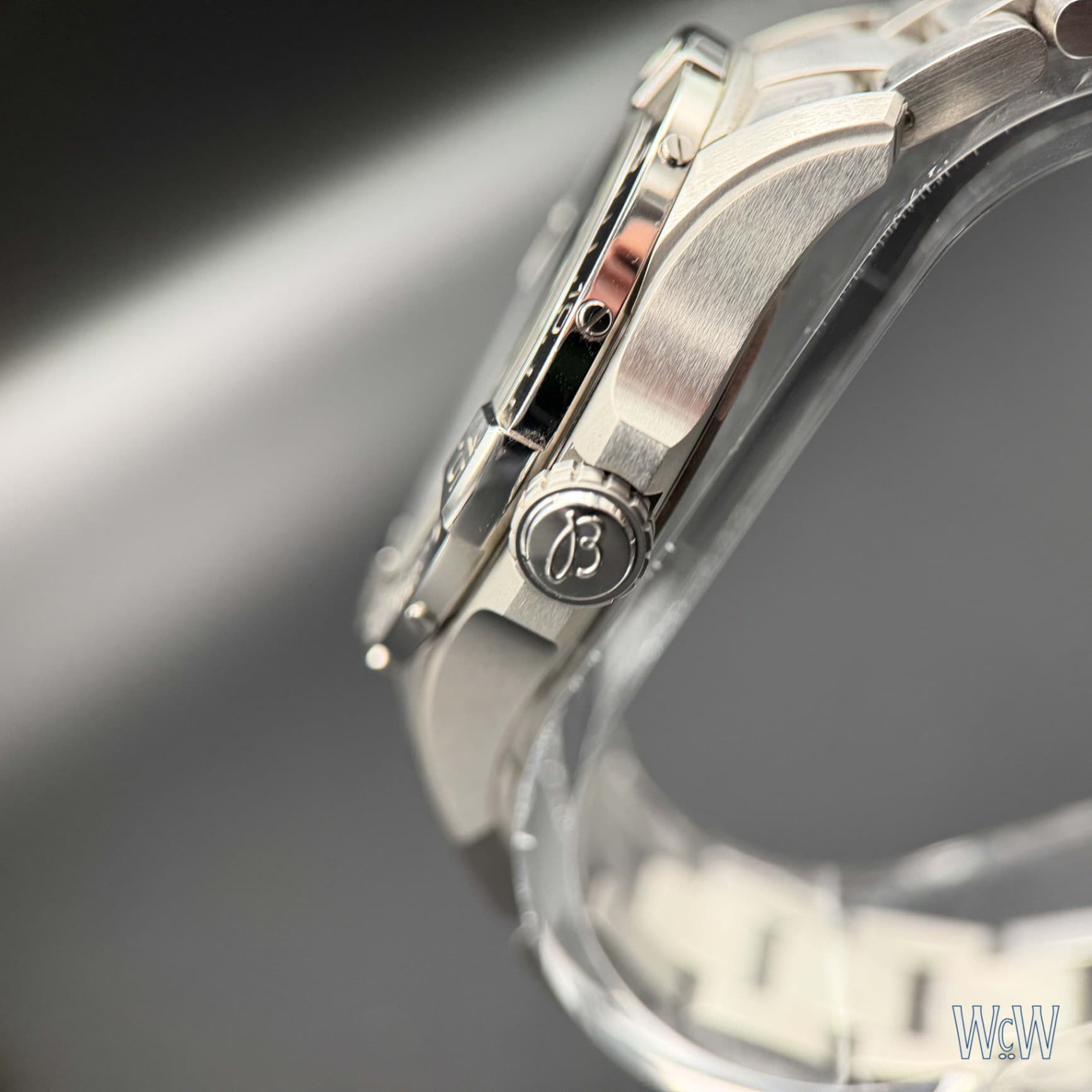 Breitling Avenger Automatic 42