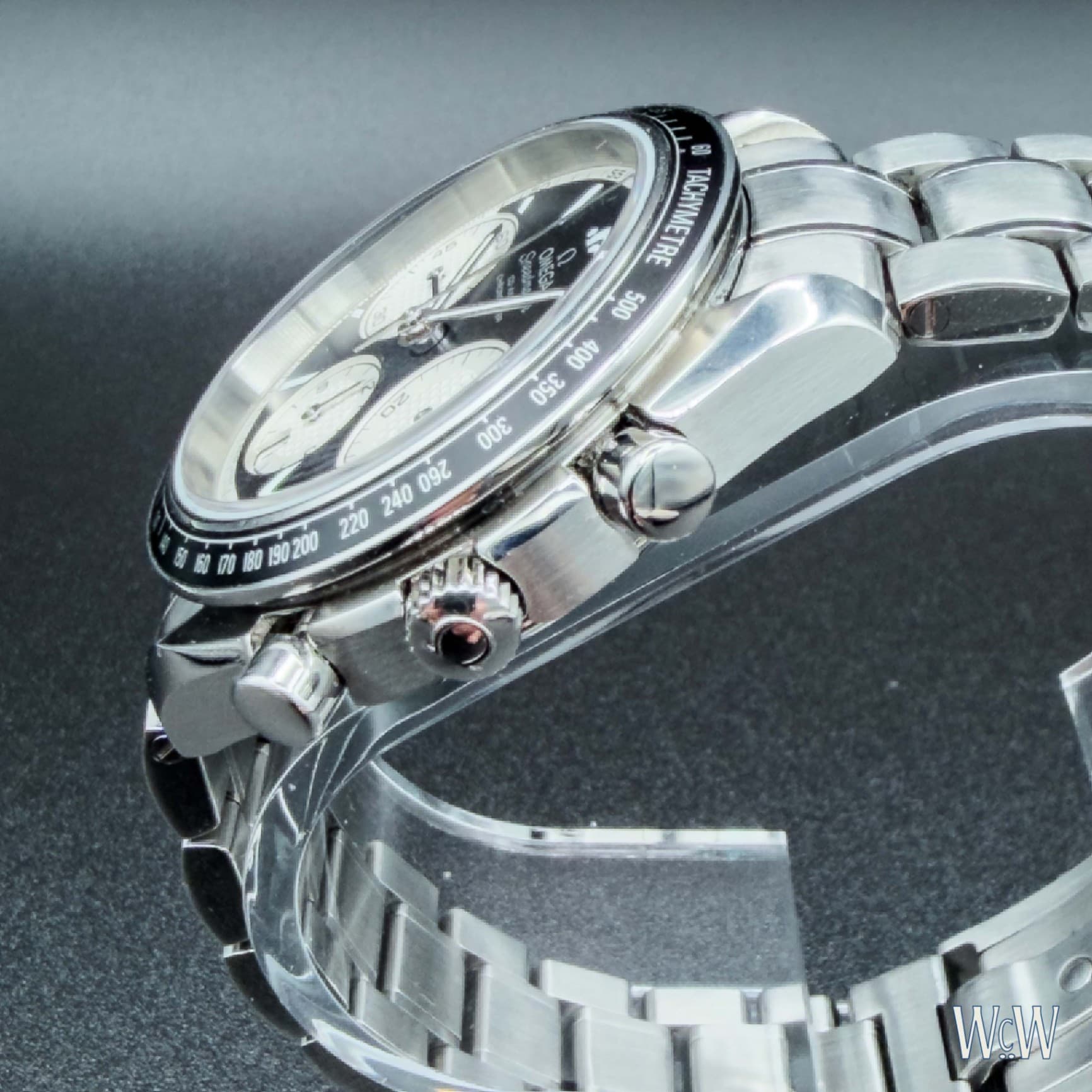 Omega Speedmaster Moonwatch